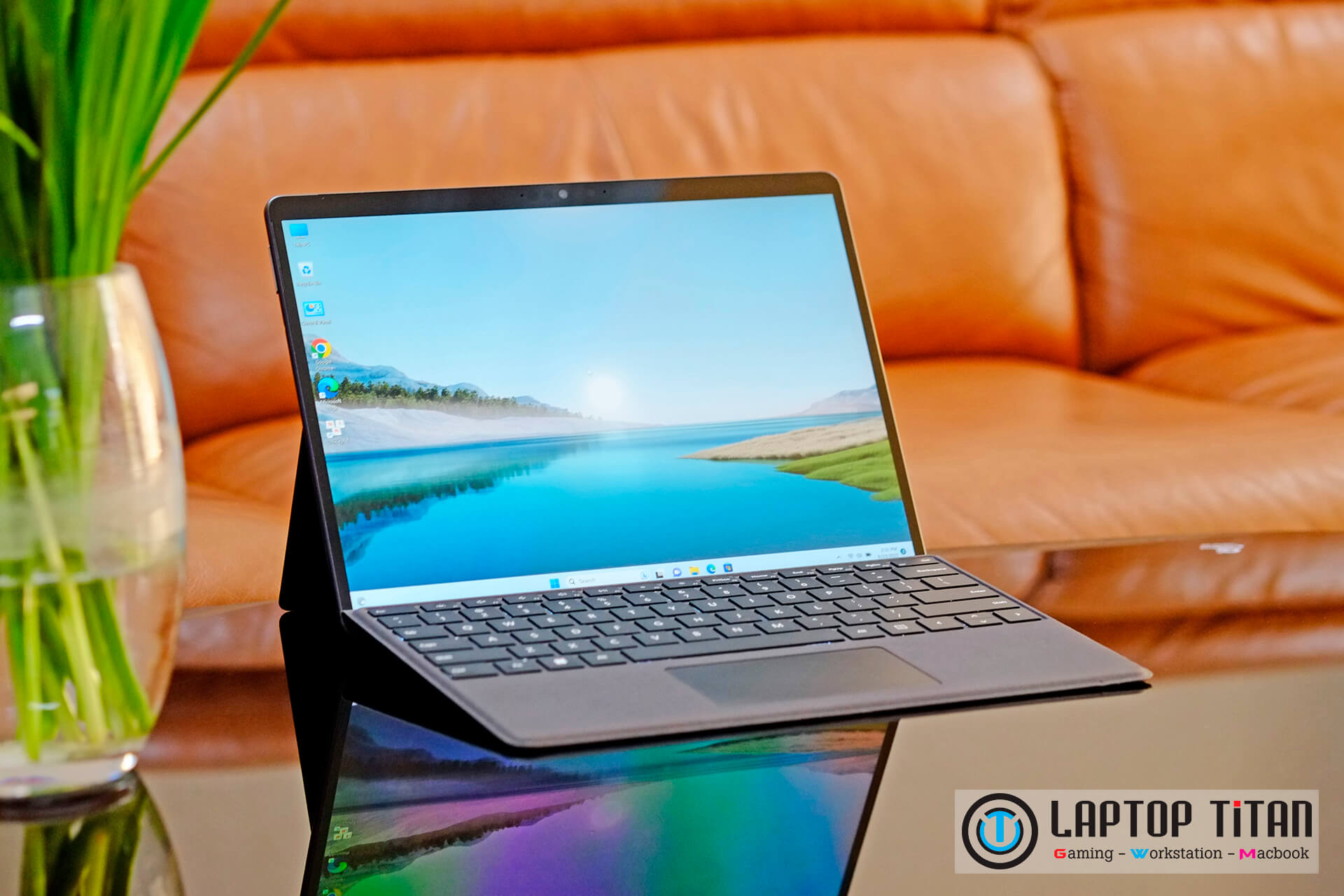 Surface-Pro-8-Black-LaptopTitan-01.jpg
