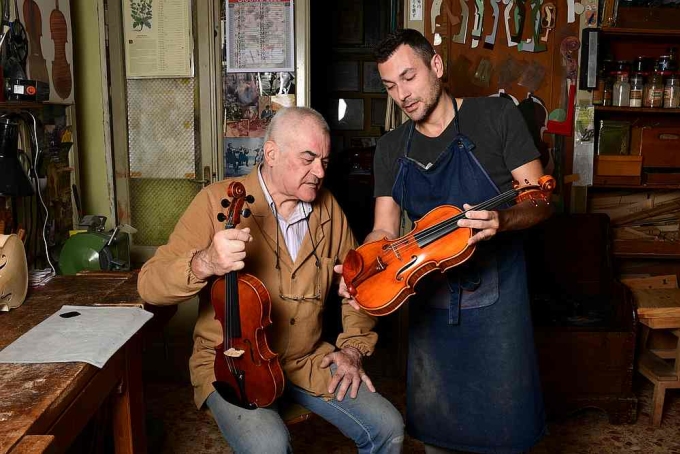 Violin-makers-tune-in-to-tradi-7763-2305-1628838377.jpg