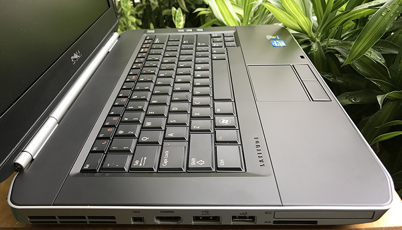 dell_e5420_i5_2.jpg