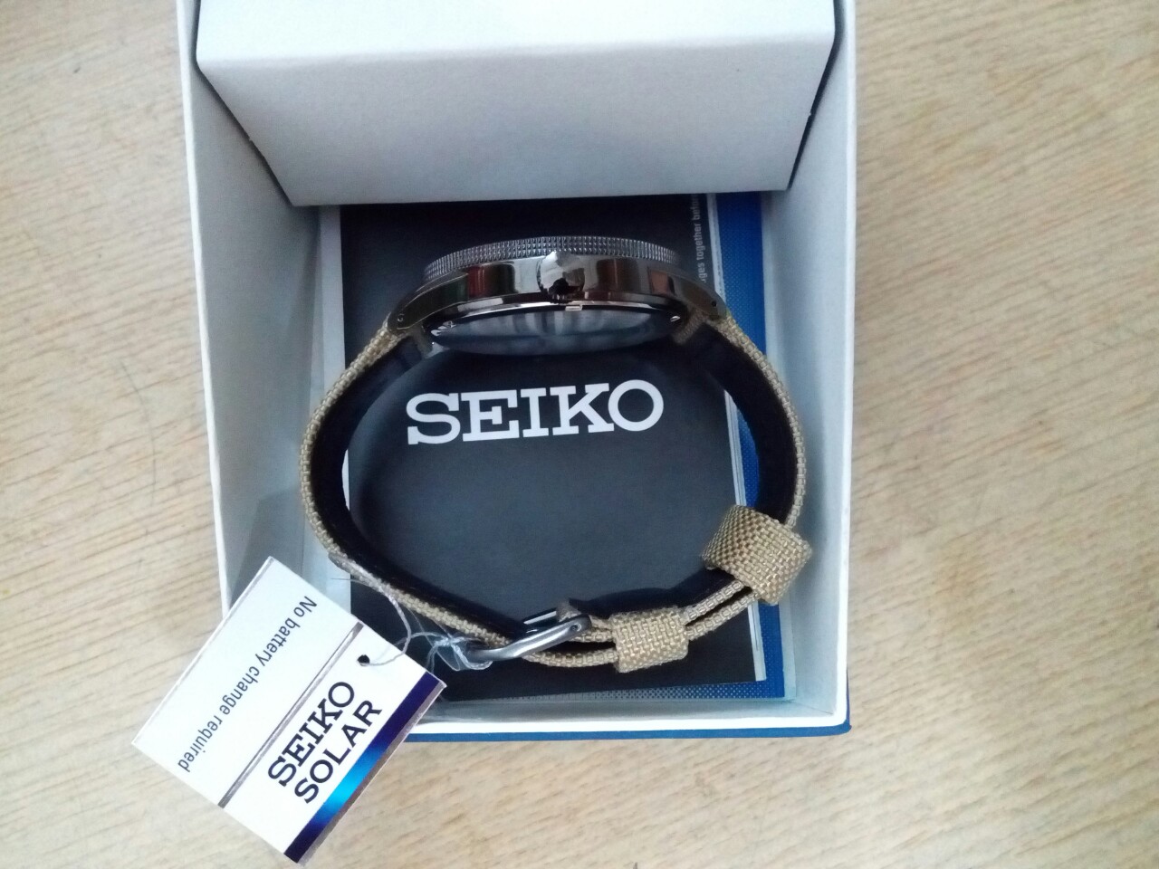 Seiko Solar SNE331-3jpg.jpg