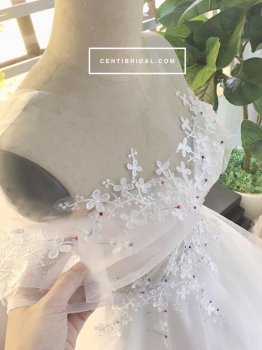 dinh-ket-centi-bridal 1.jpg