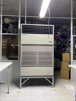 lap dat may lanh tu dung daikin 10hp (3).jpg