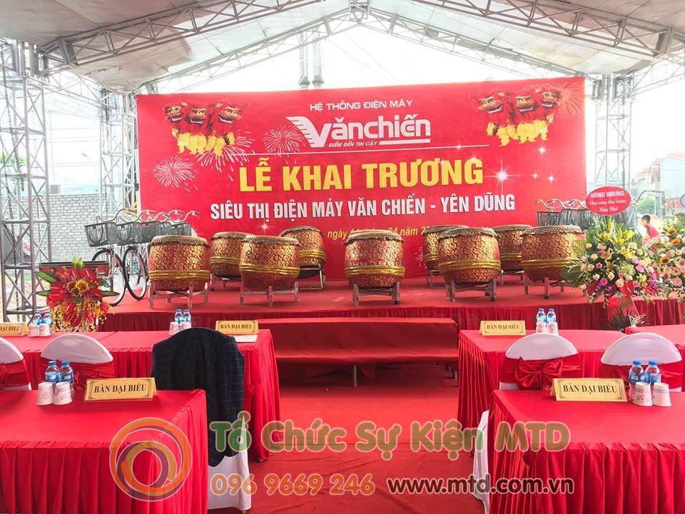 khai-truong-dien-may-van-chien-1.jpg