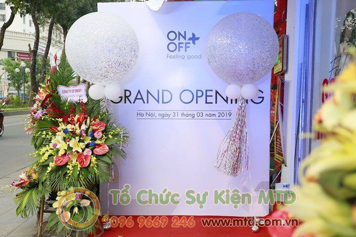 khai-truong-showroom-onoff-1.jpg