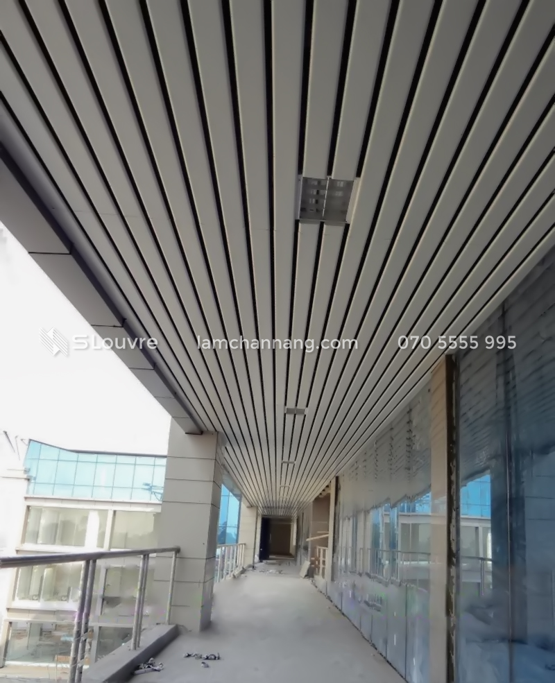 tran-nhom-85c-aluminium-ceiling-5.jpg