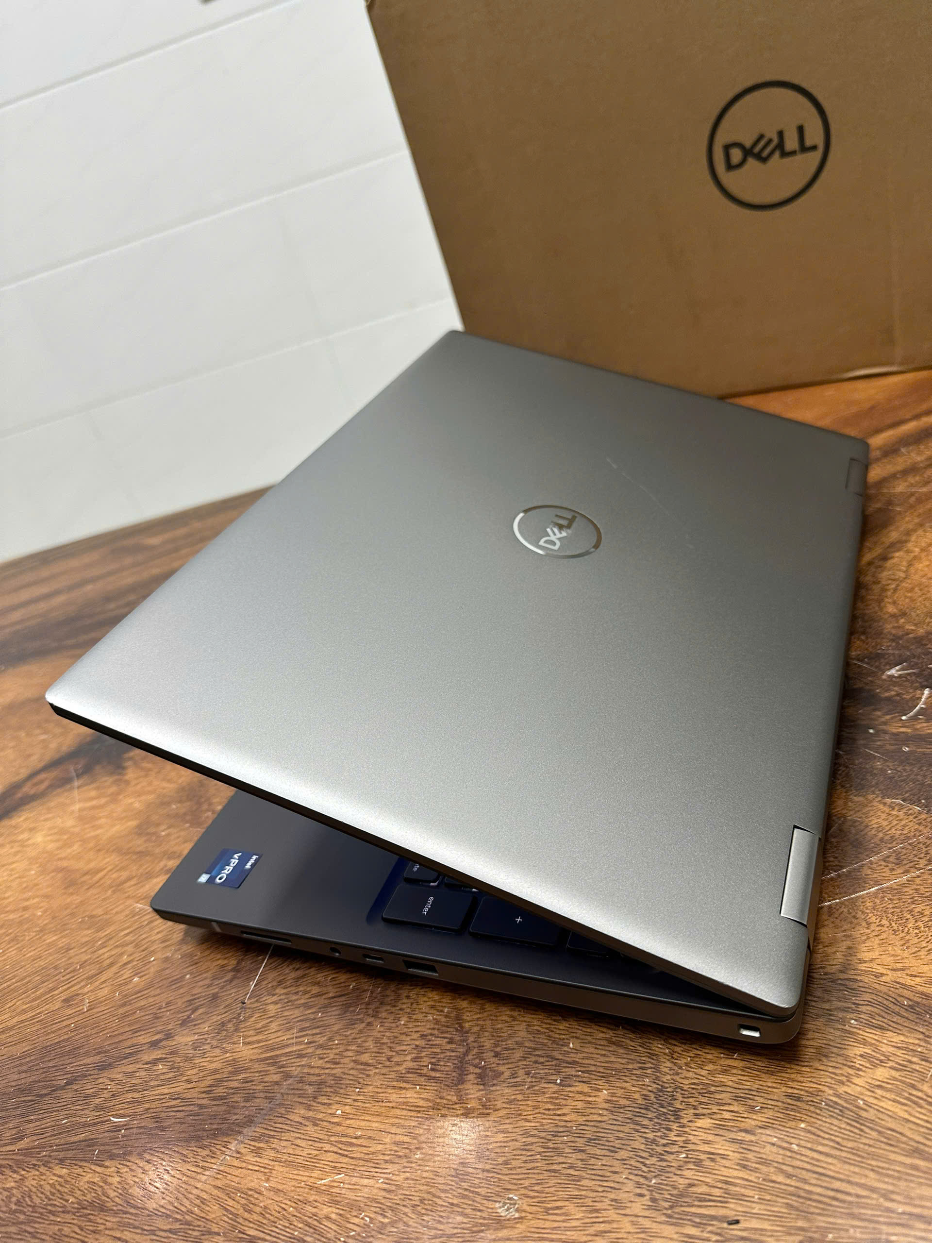 Dell-Precision-7670-RTX3080Ti-anh-1.jpg