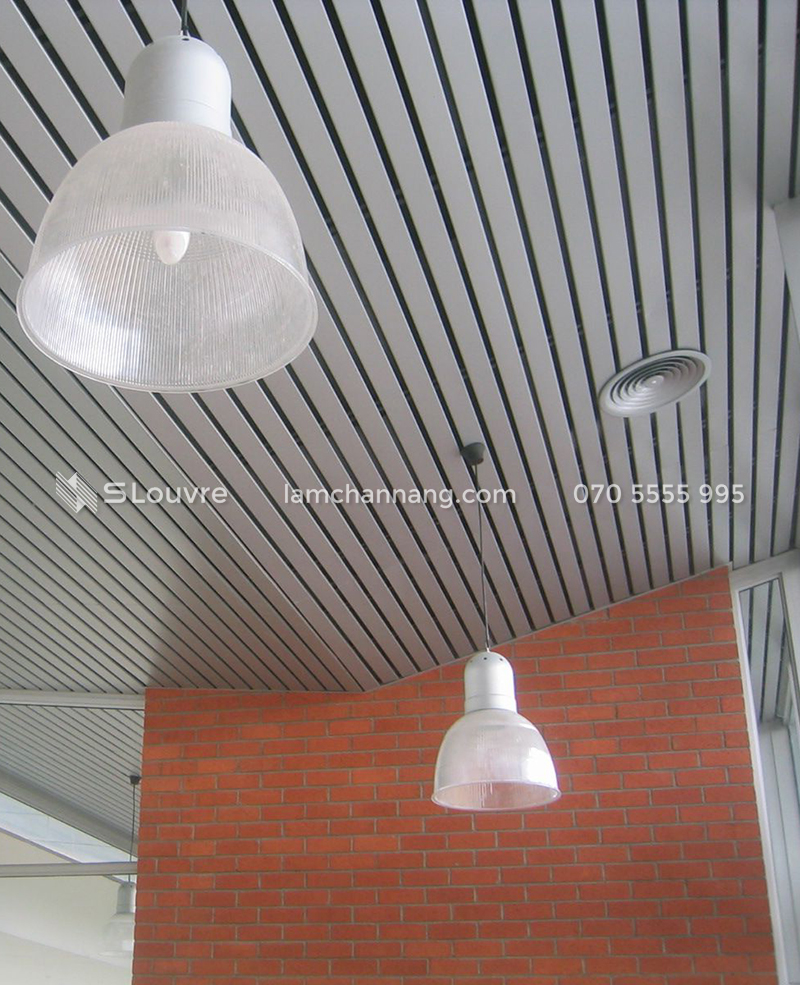 tran-nhom-85c-aluminium-ceiling-3.jpg