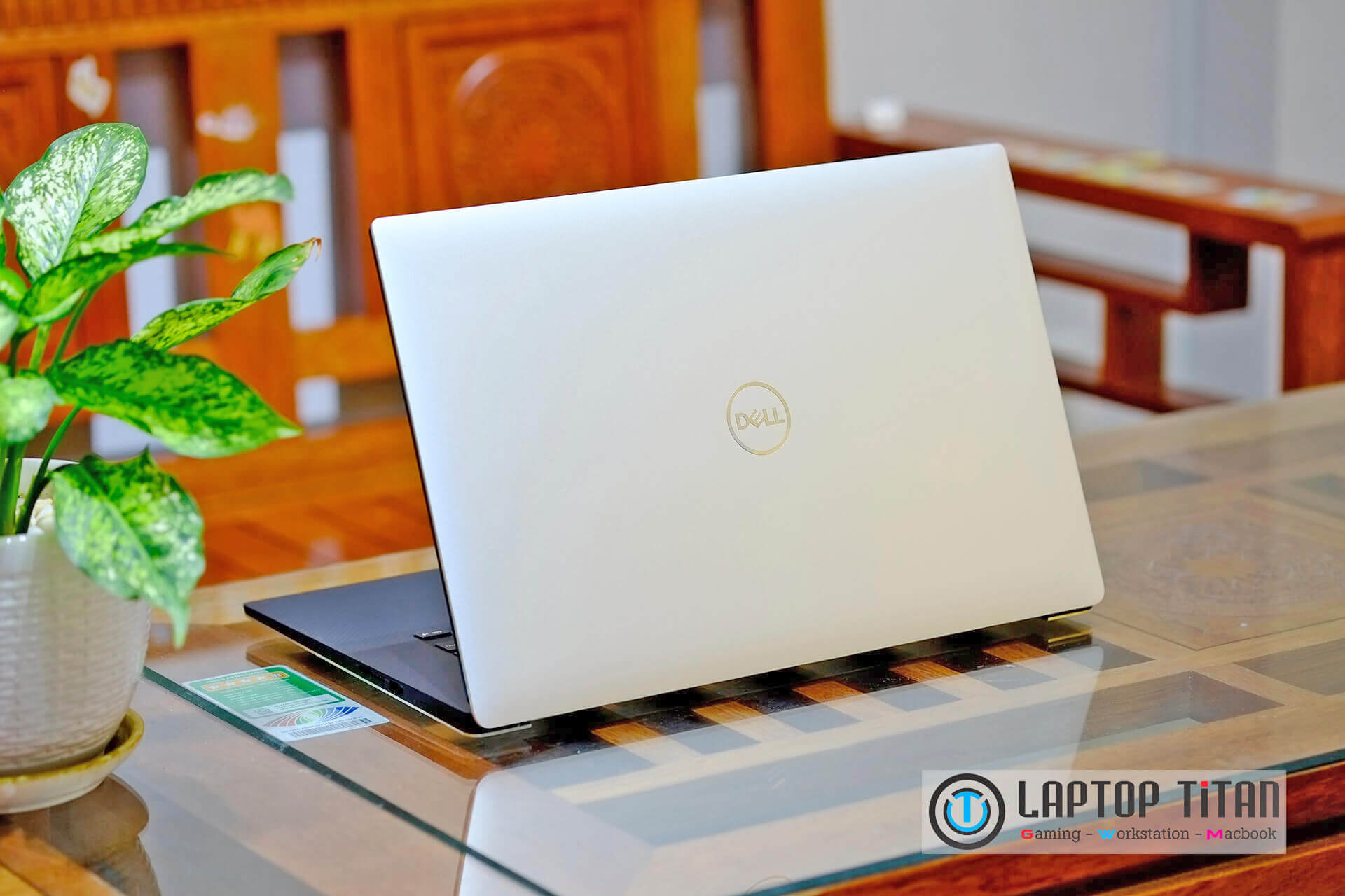 Dell-Xps-15-9570-laptoptitan-06.jpg