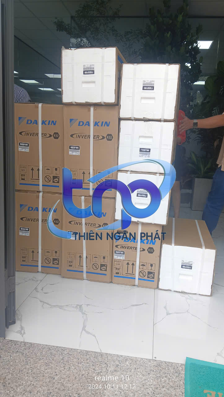 Thiên Ngân Phát giao đơn hàng treo tường tại Hóc Môn