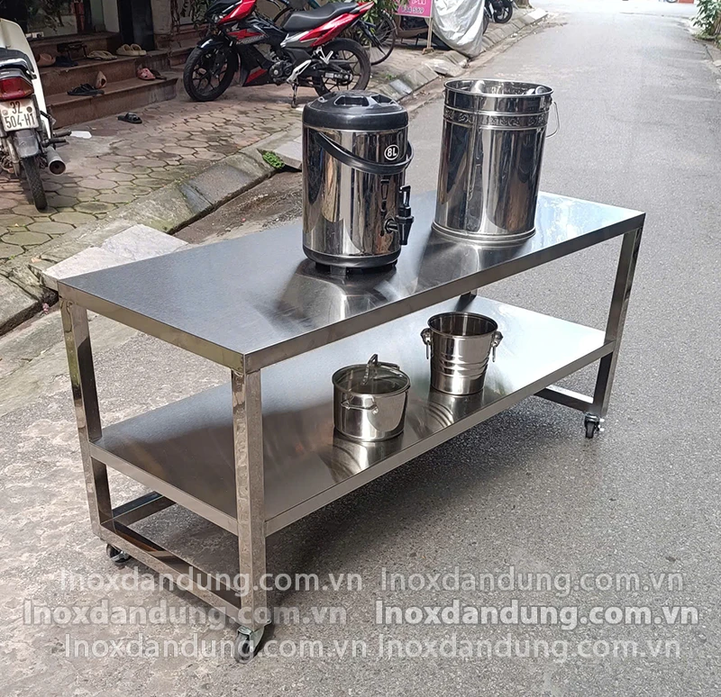 Ban inox nha bep co banh xe 1 | Inox dân dụng Toán Huệ