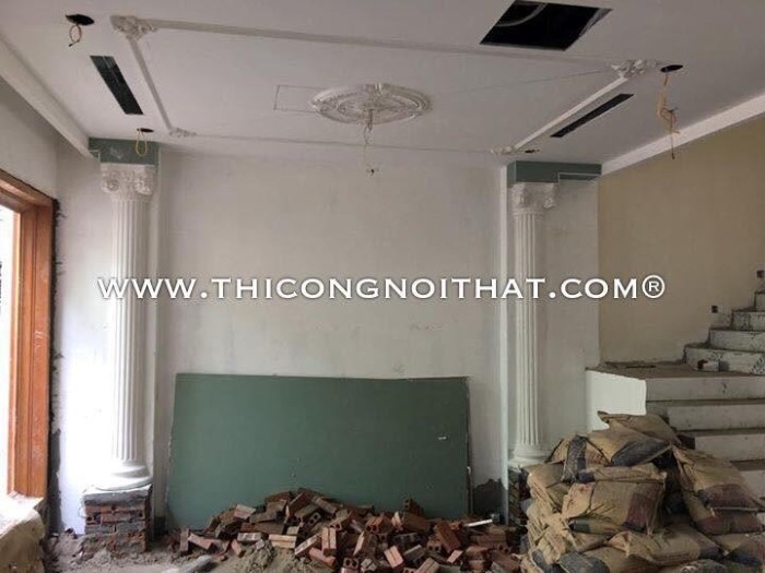 thi-cong-showroom-1.jpg