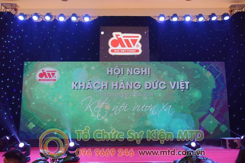 hoi-nghi-khach-hang-duc-viet-1.jpg