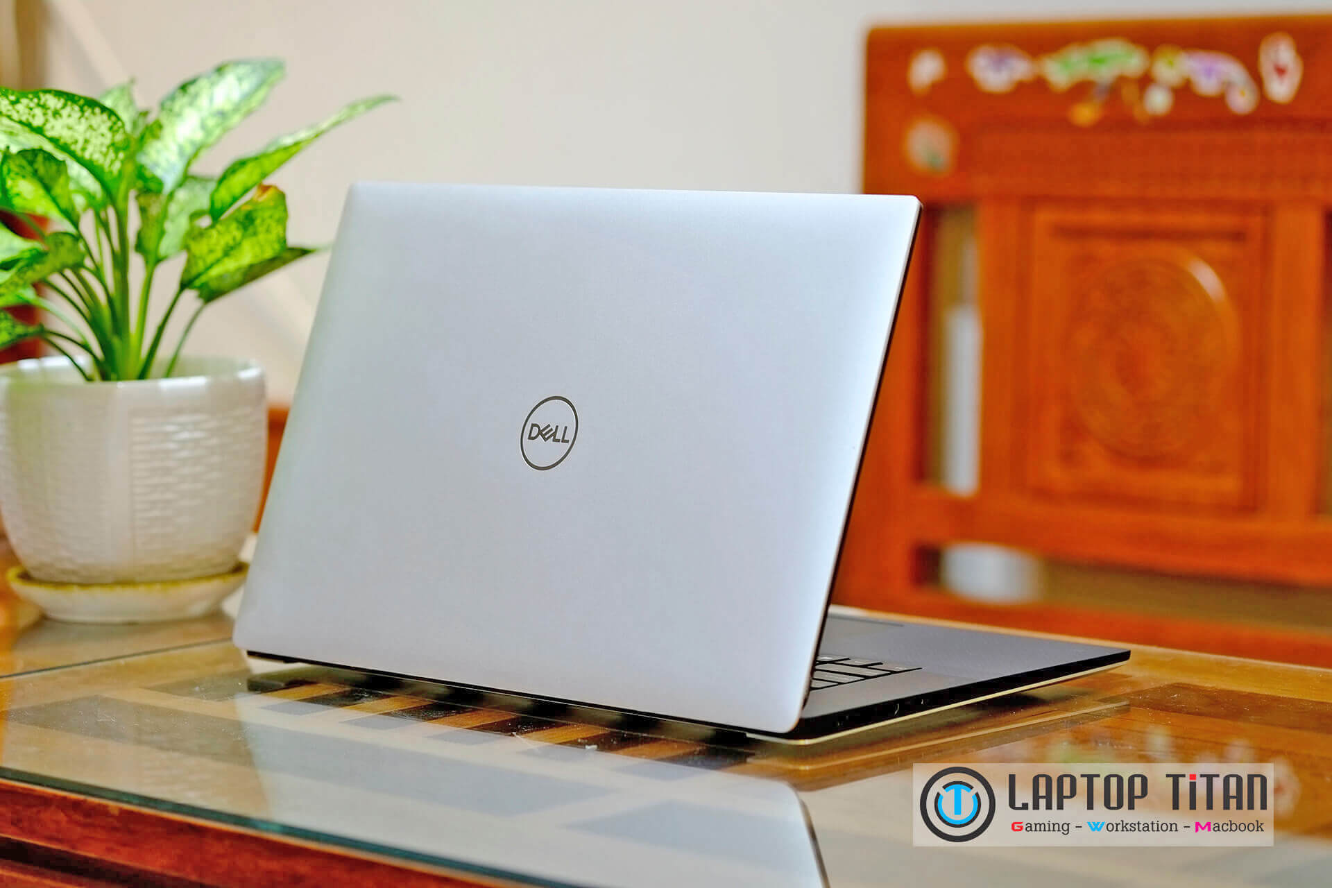 Dell-Xps-15-9570-laptoptitan-08.jpg