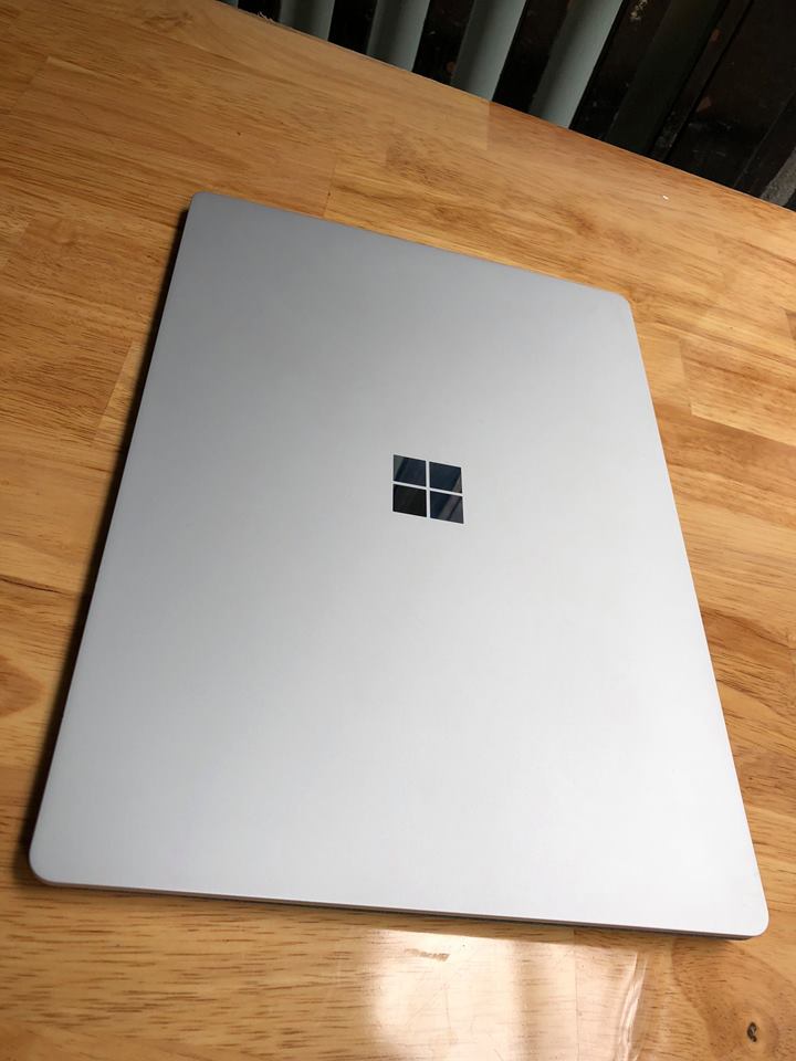 Surface-laptop-1.jpg