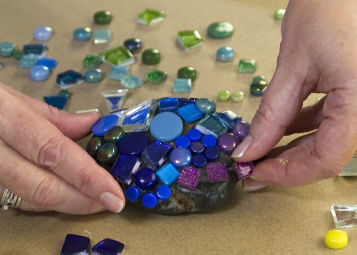 How to make mosaic rocks art