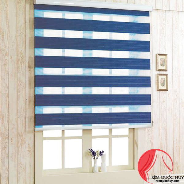 zebra-blinds-1478846712-2548145.jpg