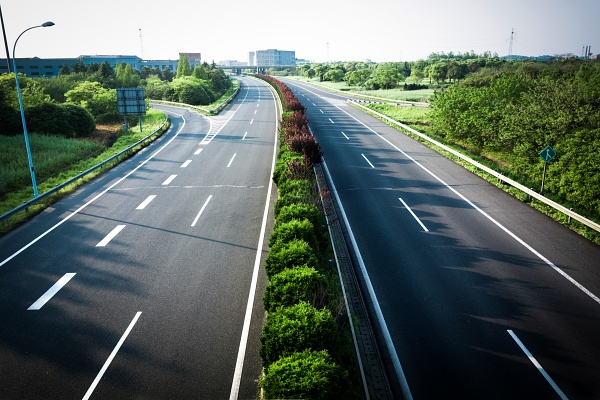 asphalt-road-tuscany-italy.jpeg