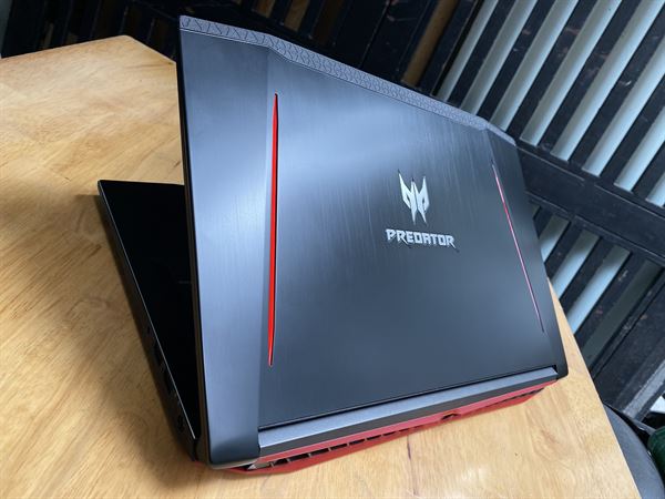 Predator-G3-572-i7-7700HQ-2.jpg