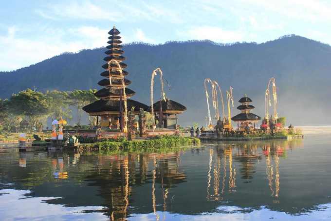 Ulun-Danu-1573555822_680x0.jpg